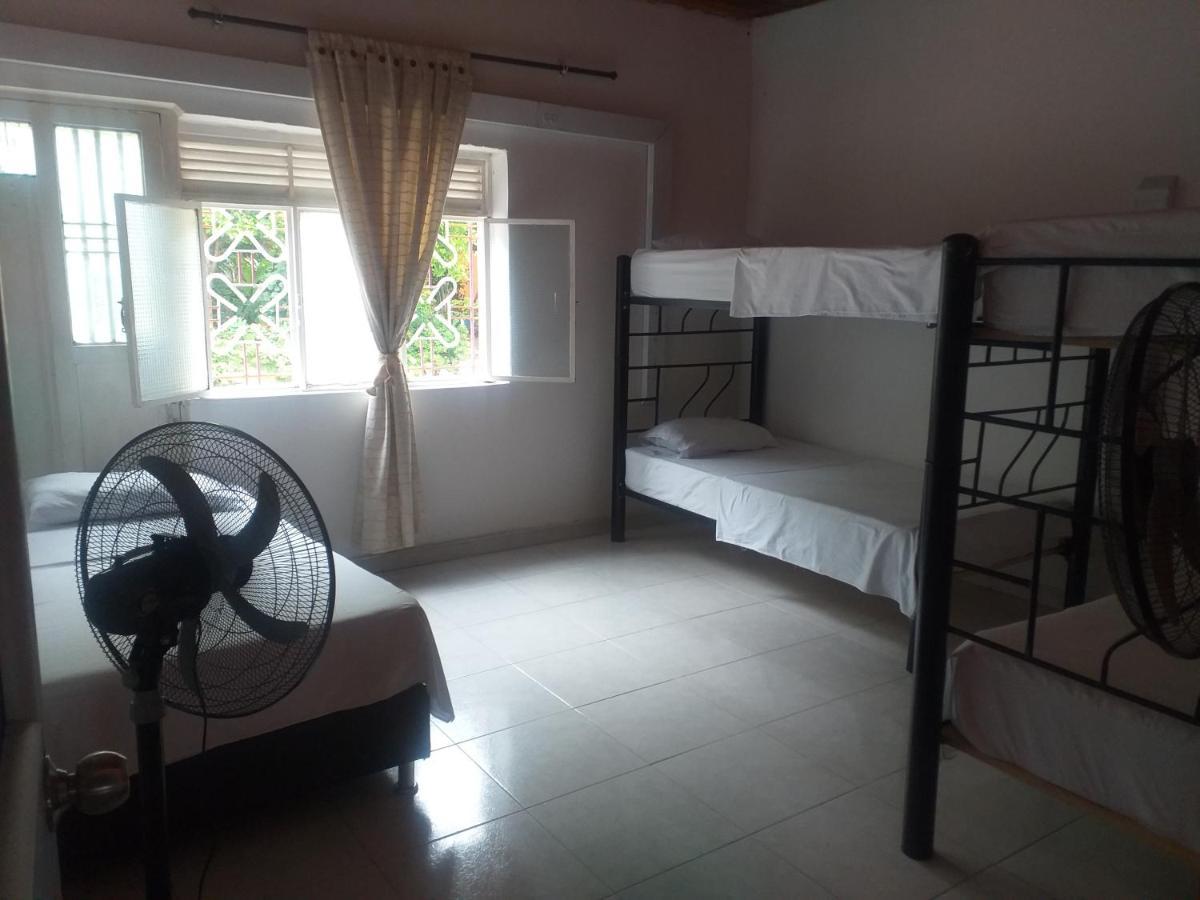 Backpackers And Travellers Hostel Neiva  Eksteriør billede